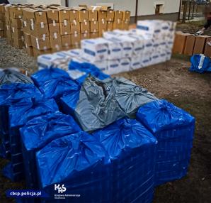 [VIDEO] Prawie 5 mln papierosów przejęte przez CBŚP i KAS