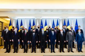 [VIDEO] Premier: Europa potrzebuje silnych gospodarek – niezależnych energetycznie od Rosji. Omówili także budowę drogi, która sięga od Litwy do Rumunii, Bułgarii i Grecji