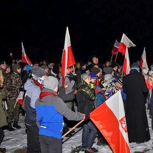[VIDEO] Słowo na Wielki Piątek, dzień Męki Pańskiej 2018. O godz. 21 Transmisja Drogi Krzyżowej z Piwnicznej-Zdrój