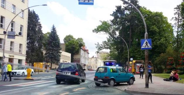 Spada liczba wypadków, ofiar oraz rannych na polskich drogach